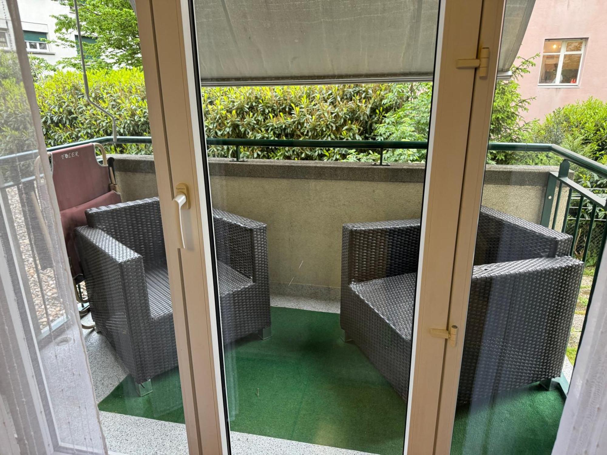 Apartahotel Confort Lozanna Zewnętrze zdjęcie